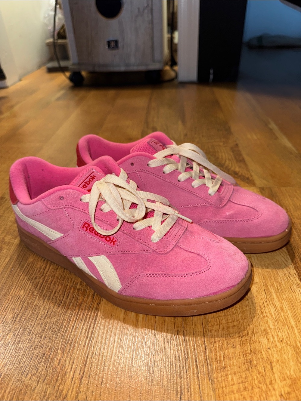 Reebok Suede Sneaker Pink